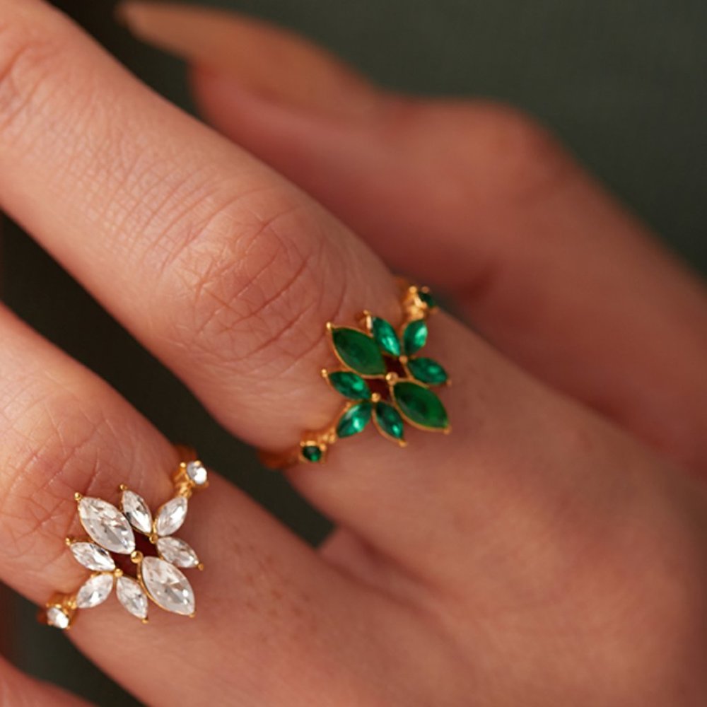 Green Flower Zircon Ring 18k Gold Adjustable - Picture 4 of 6